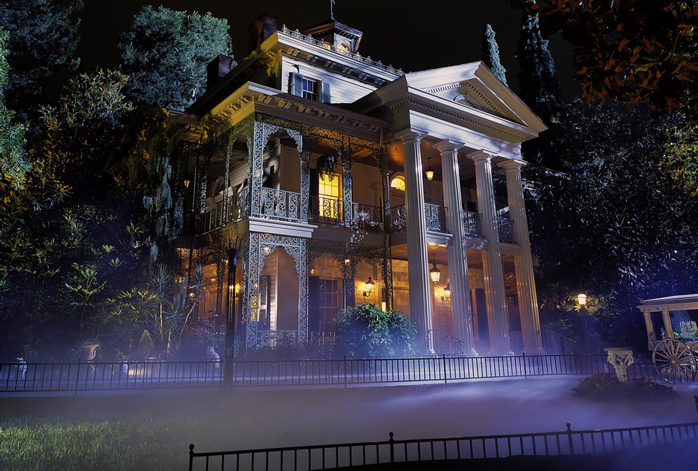 My Favorite Attraction: The Haunted Mansion